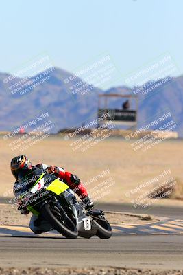 media/Jan-08-2022-SoCal Trackdays (Sat) [[1ec2777125]]/Turn 4 (1145am)/